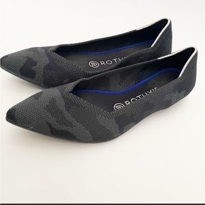 Rothys The Point size 8